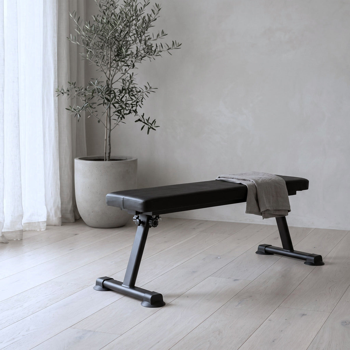 Alyn Haus Foldable Flat Weight Bench